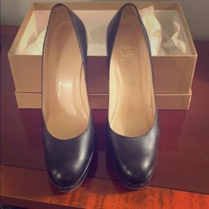 Classic Christian Loubitan pumps